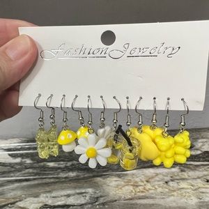 6 pair earrings